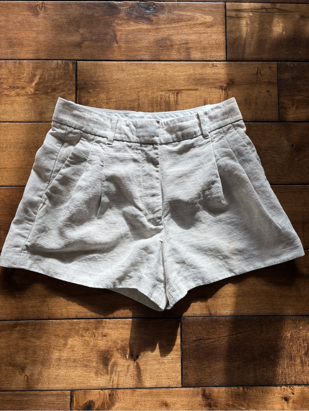 Aritzia Effortless Linen-Blend Shorts